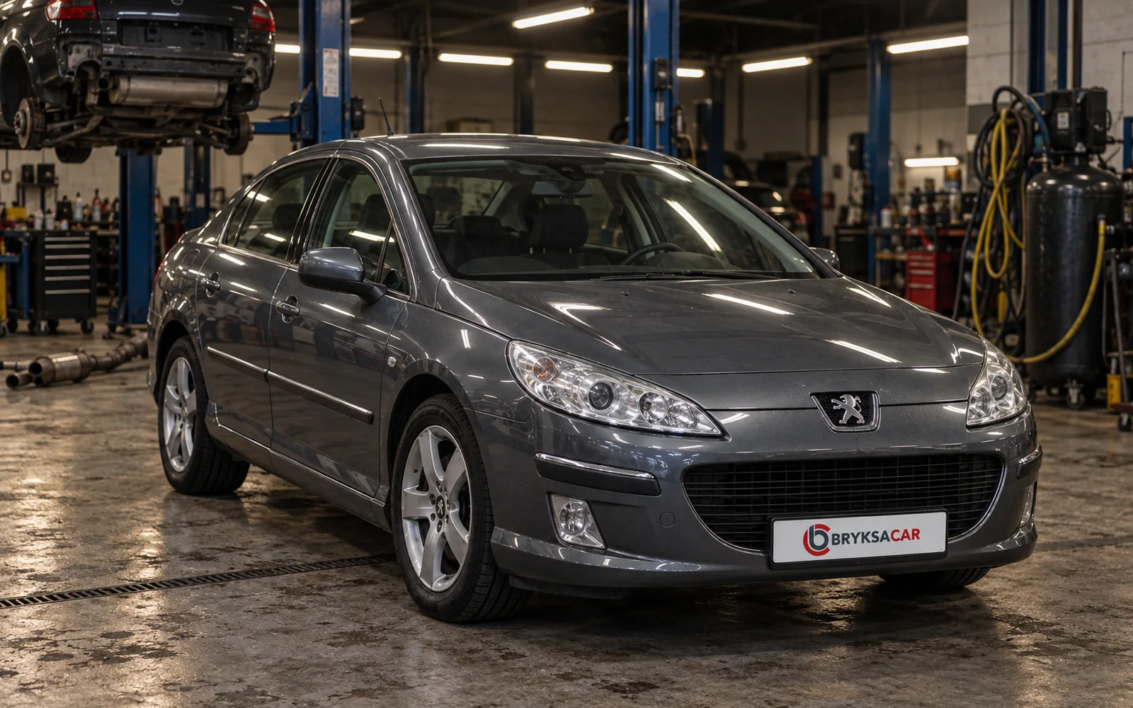 Peugeot 407 w hali warsztatu